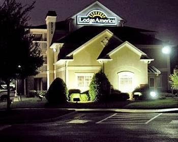 Intown Suites Extended Stay Raleigh Nc- Capital Blvd Exterior photo